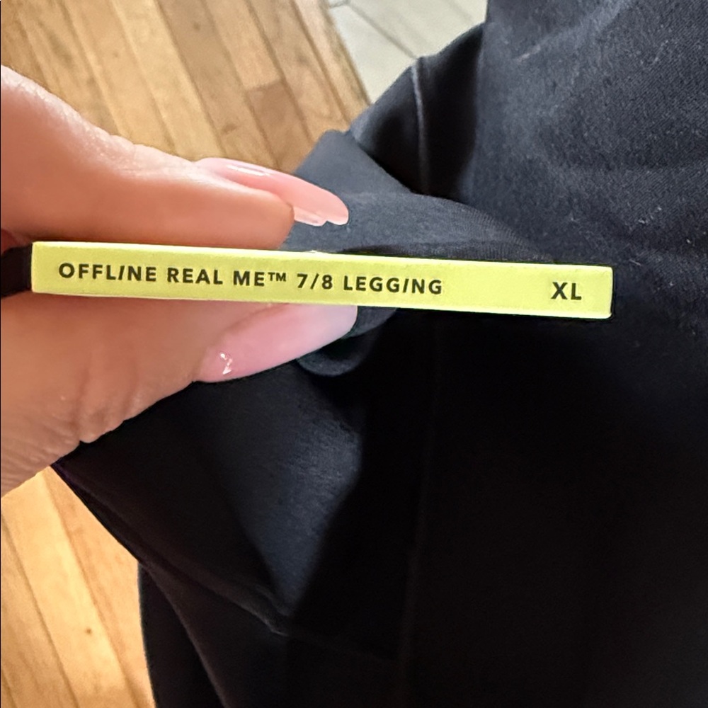 Aerie Black High-Rise 7/8 Leggings - Picture 2 of 4